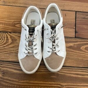 Vintage Havana Women’s Suede Sneakers Size 9